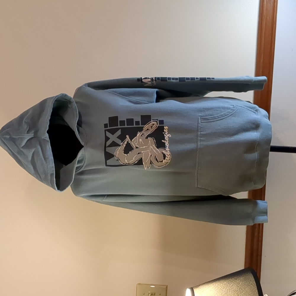 Urban Pipeline Hoodie in Adult Large